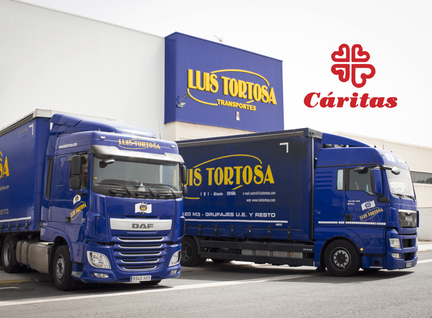 En este momento estás viendo Transportes Luis Tortosa dona carne y pañales a Cáritas de Ibi