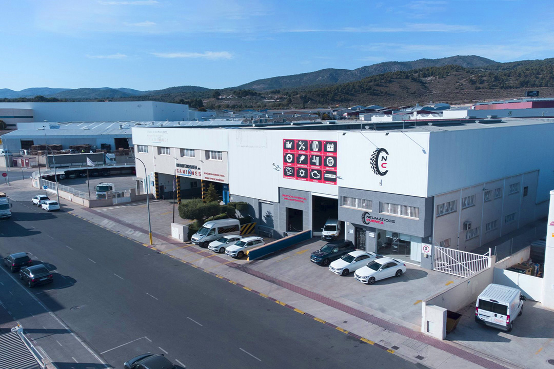 Taller mecánico Transportes Luis Tortosa